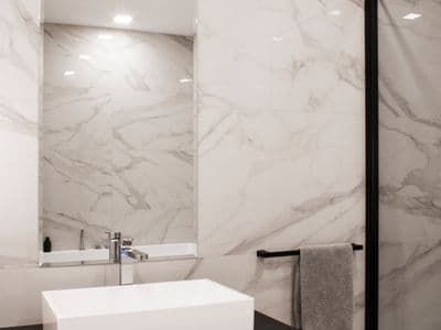 APARTAMENTAI Marmuro akcentai