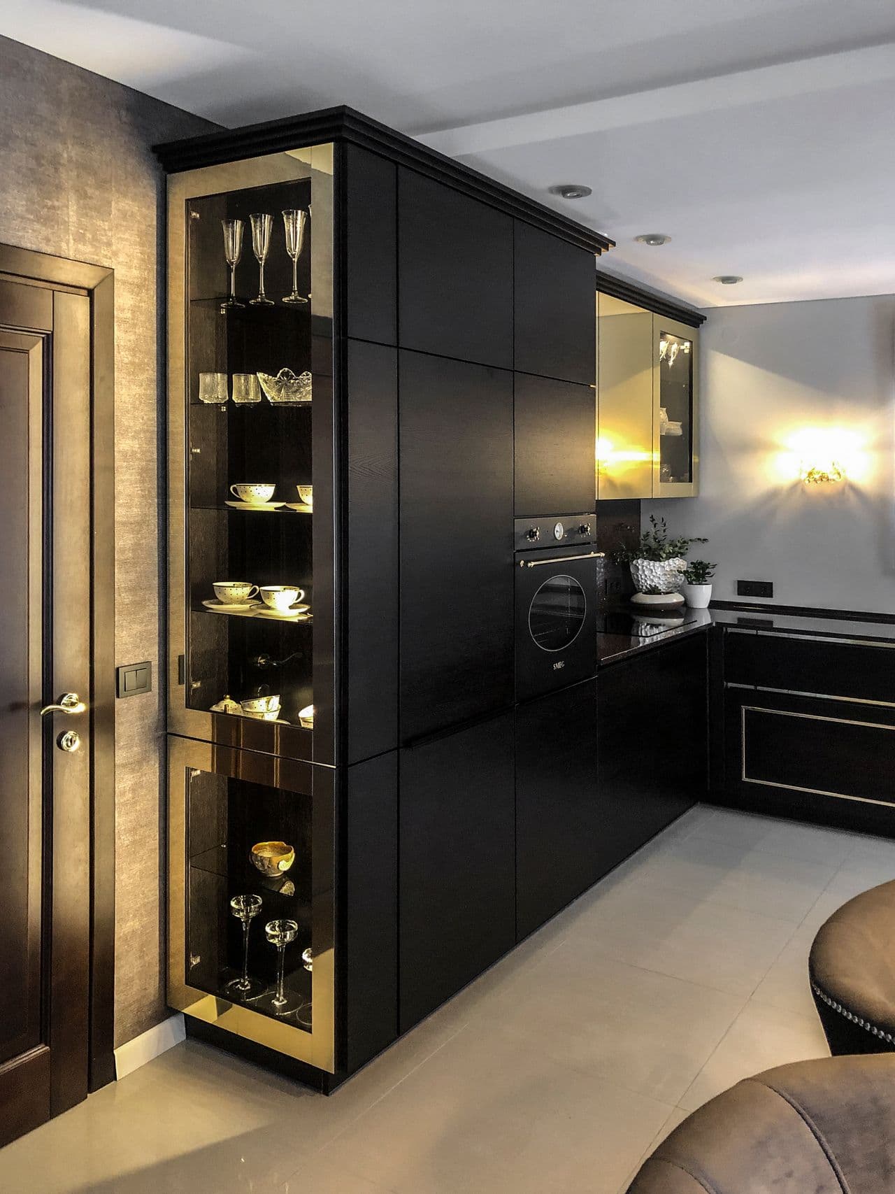 BALDŲ PROJEKTAS Auksas interjere - 006.jpg