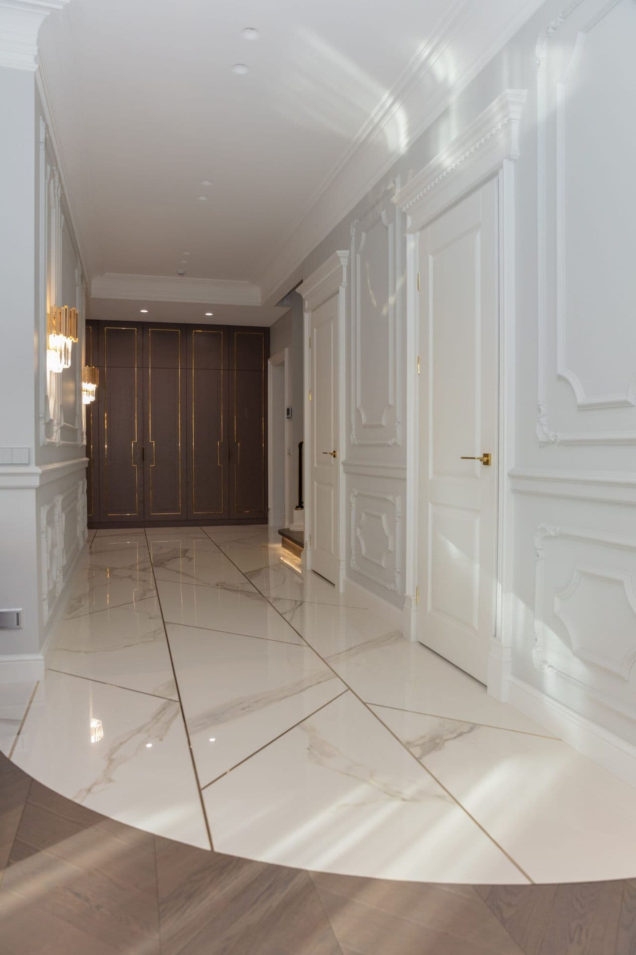 Violetinė moderni klasika - 011.jpg